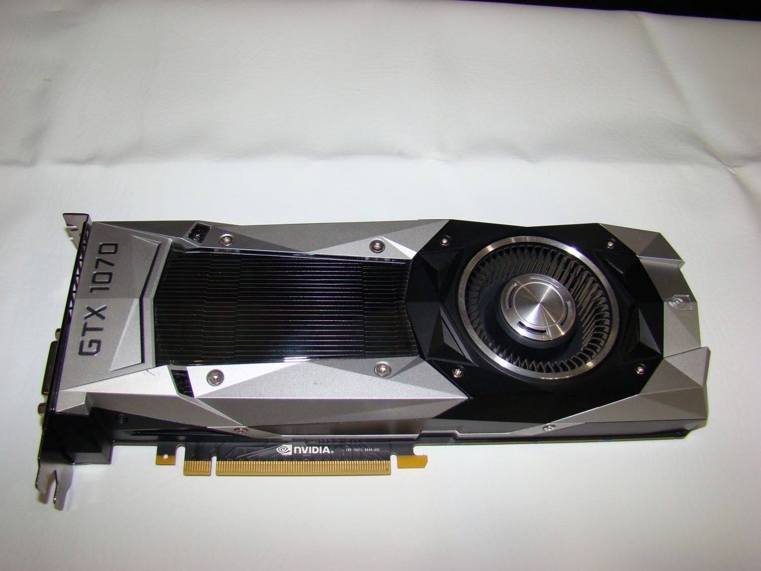 HP_GeForce_GTX_1070_8GB_GDDR5_