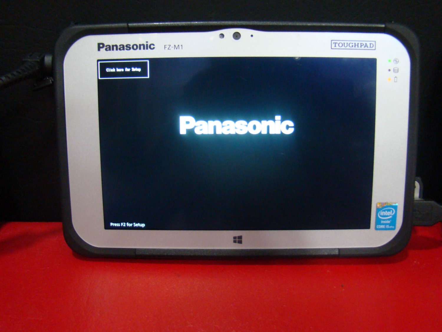 激安パナソニックタブレットタフパッドFZ-M1JEAAXVJ i5 8GSSD パナソニック、防塵・防滴のWindowsタブレット「TOUGHPAD FZ-M1